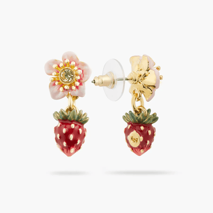 Pendientes bolitas fresa silvestre y flor de rosa