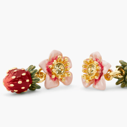 Pendientes bolitas fresa silvestre y flor de rosa