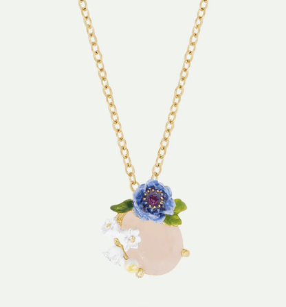 Rose quartz and floral composition pendant necklace 